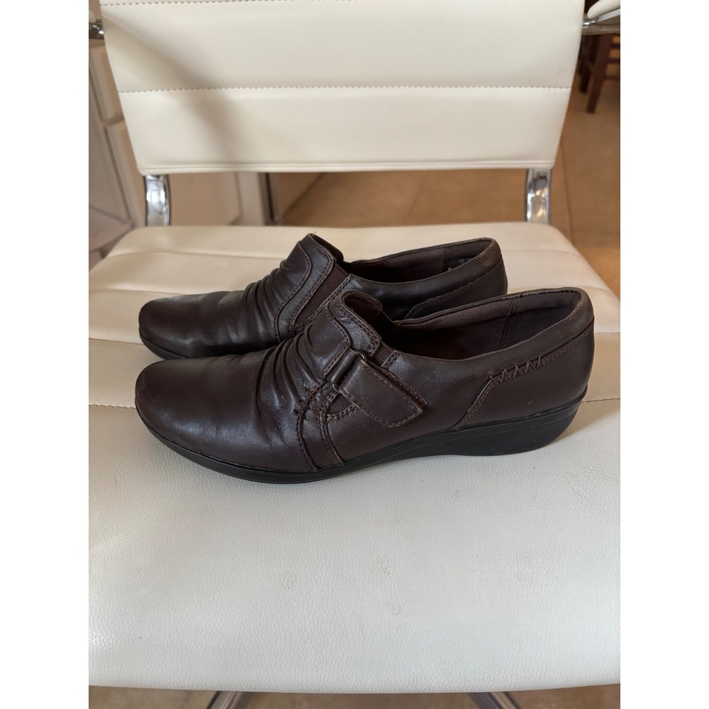 Clarks Collection Brown Leather Ruched Slip On Loafers Cushion Soft Shoes Womens